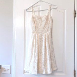 Lace White Dress (Size Small)